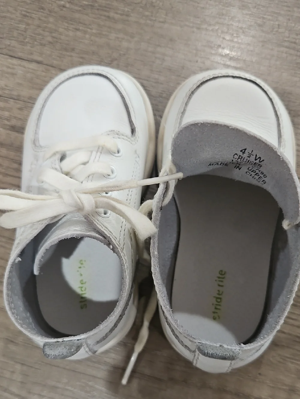 stride rite cruiser white leather baby size 4.5